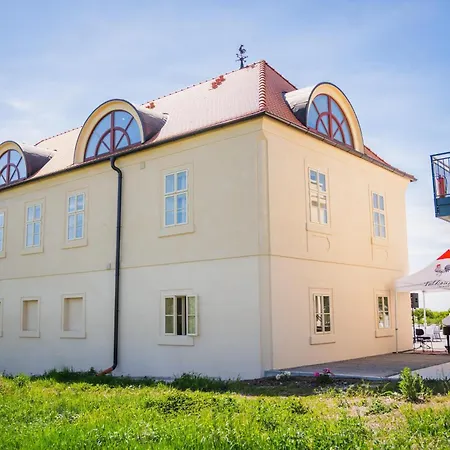 Apartman Vinarstvi Valkovi *