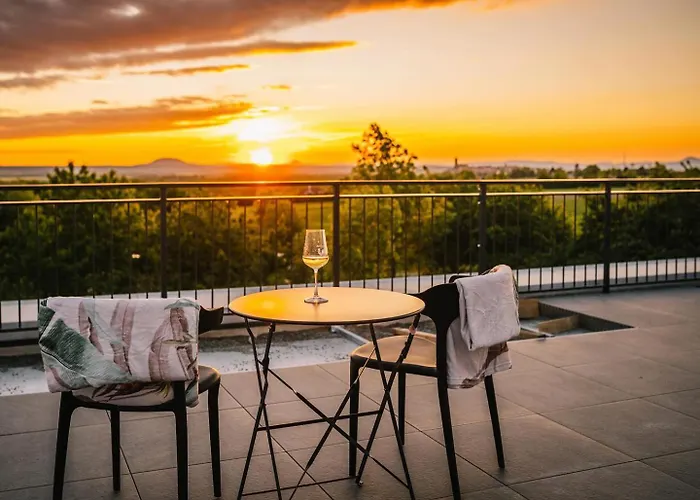 Vinarstvi Valkovi דירה Mělník